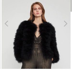 Zoey Ostrich Feather Jacket-BCBGMAXAZRIA-excellent condition 🚭 home